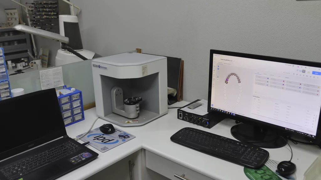 Laboratorio_Servicios_1